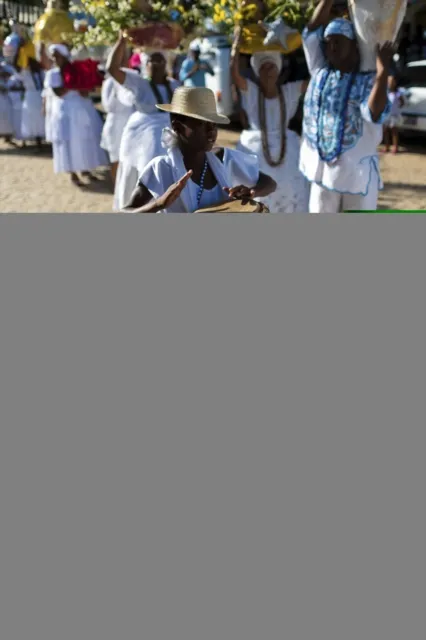 Navigating Stylistic Boundaries in the Music History Classroom